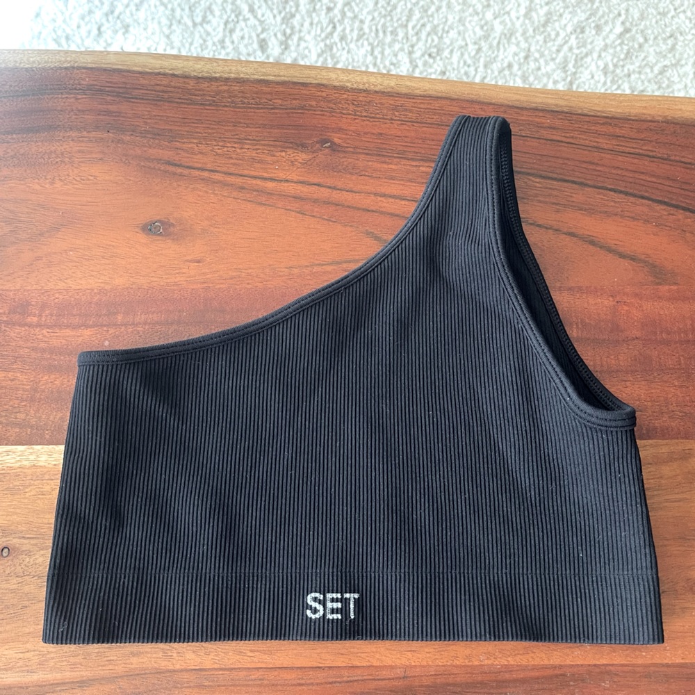 SET ACTIVE — SCULPTFLEX® RIBBED ONE SHOULDER BRA